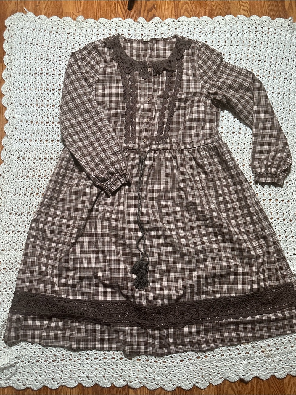 Women's Brown Plaid Midi Dress with Lace Trim
